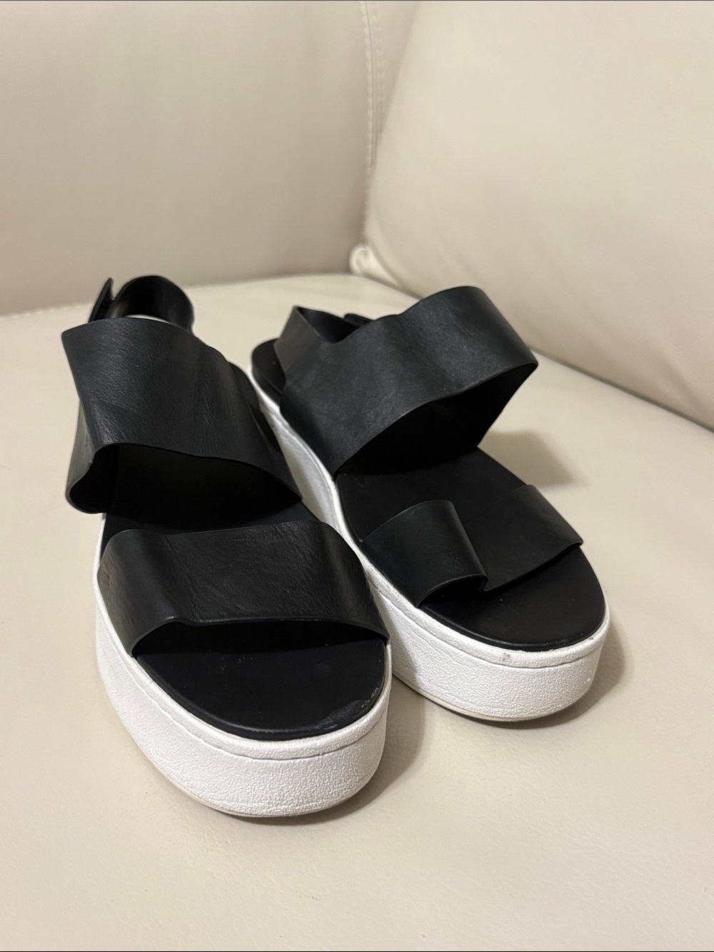 Vince “Westport” Black Leather Sandals  8.5